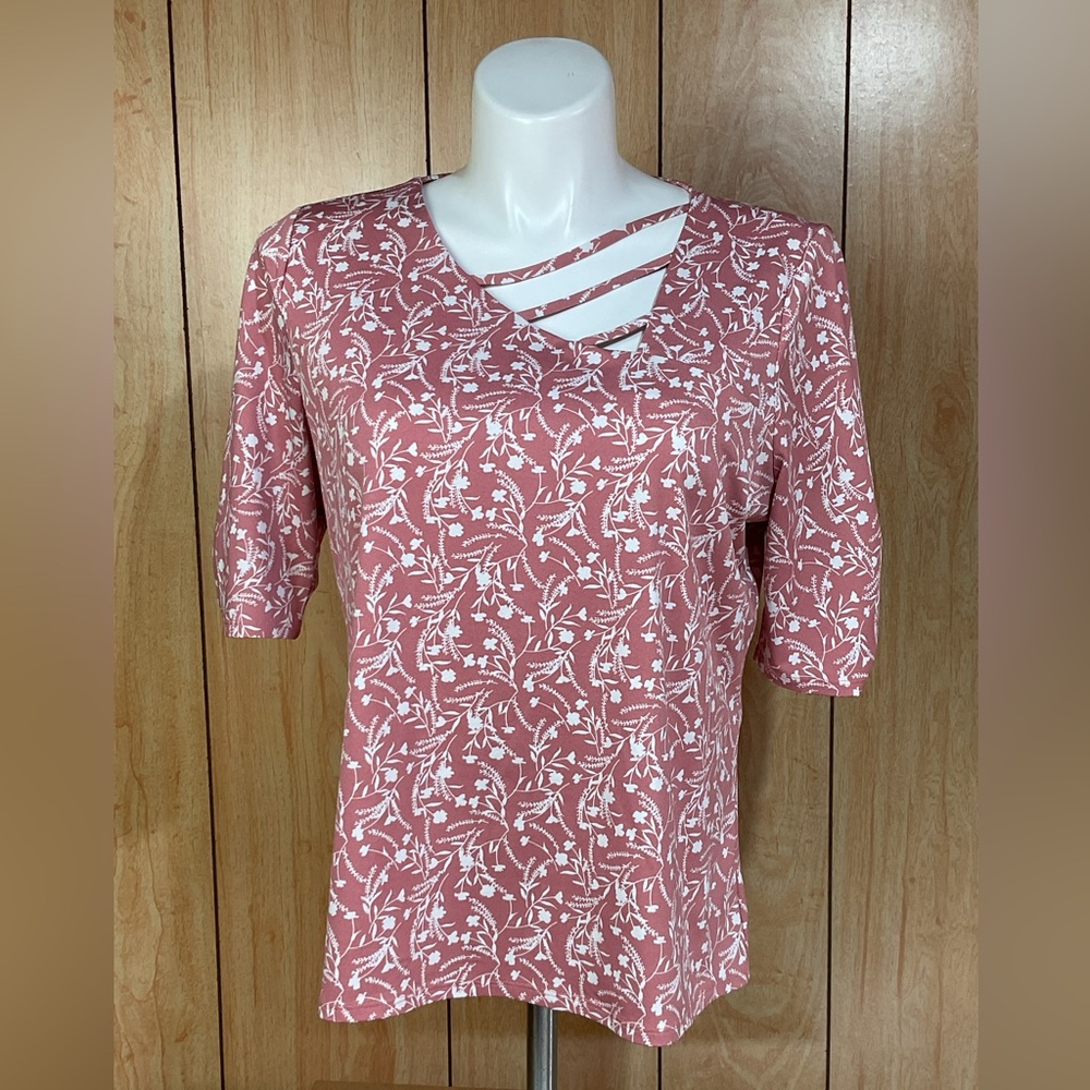 AUW Mauve Floral Strappy Neck Blouse SZ - XL